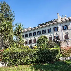 Delle Civette 3* Roma